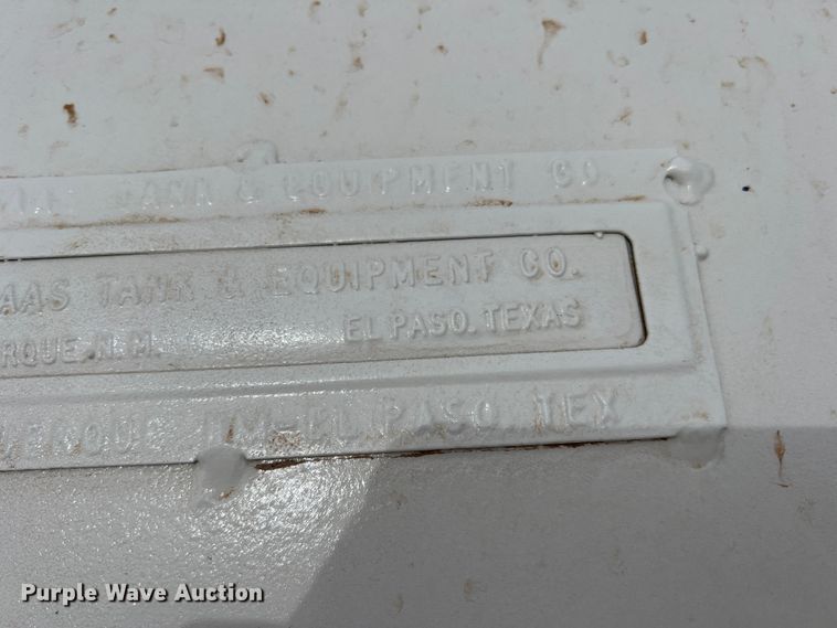 image for item DR5606 Fuel tank