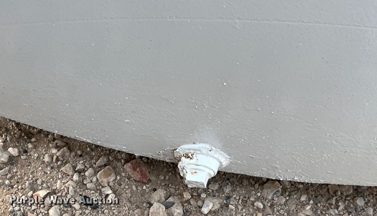 image for item DR5609 Fuel tank