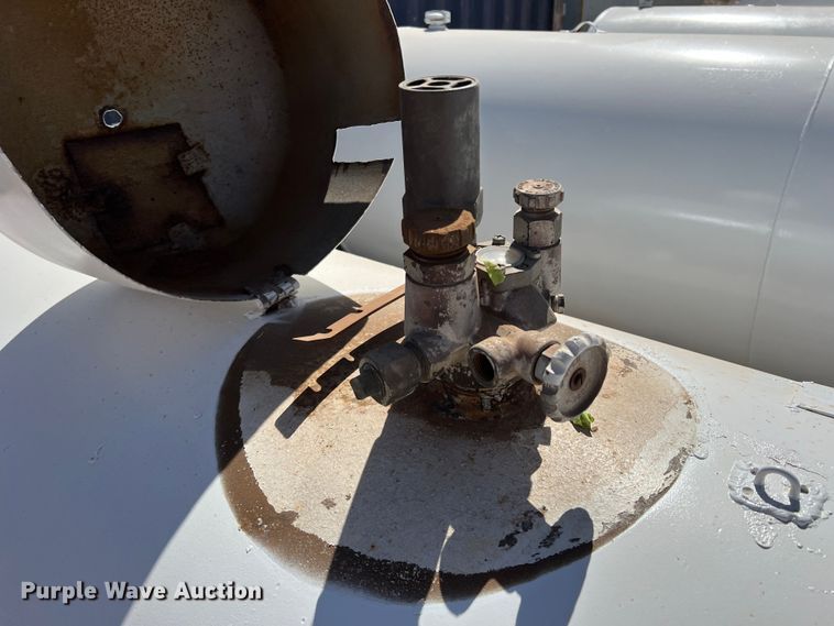 image for item DR5610 Propane tank