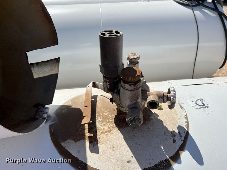 image for item DR5610 Propane tank