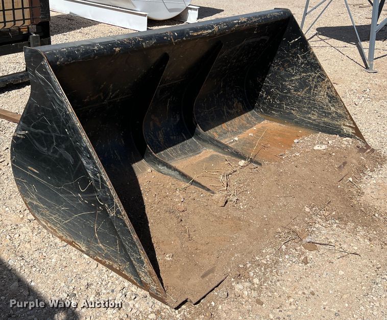 image for item DR5612 Caterpillar  bucket