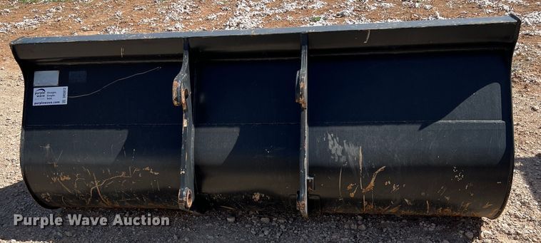 image for item DR5612 Caterpillar  bucket