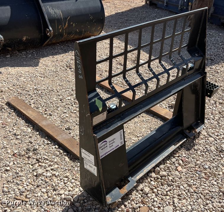 image for item DR5613 Caterpillar 351-9371  skid steer forks