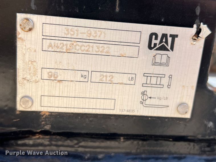 image for item DR5613 Caterpillar 351-9371  skid steer forks