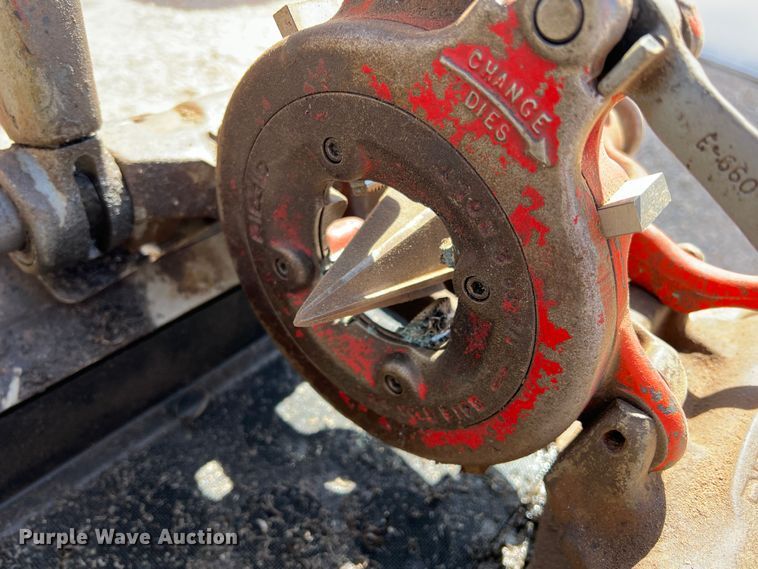 image for item DR5615 Ridgid 535  pipe threader