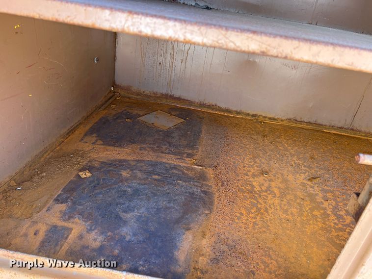 image for item DR5616 Knaack  job box