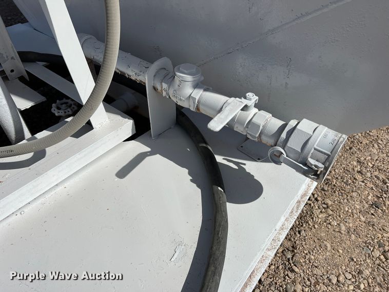 image for item DR5617 Fuel tank