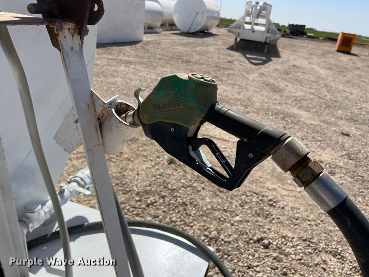 image for item DR5617 Fuel tank