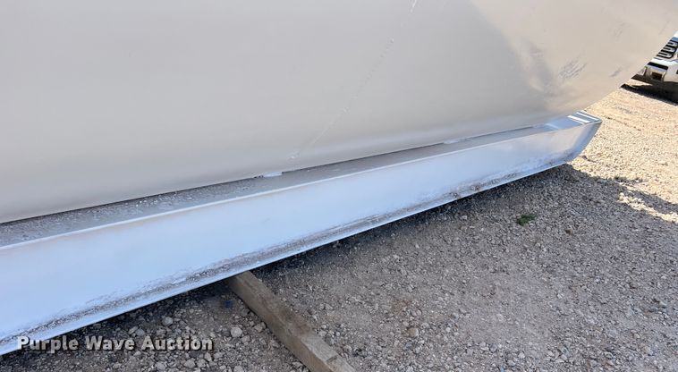 image for item DR5617 Fuel tank