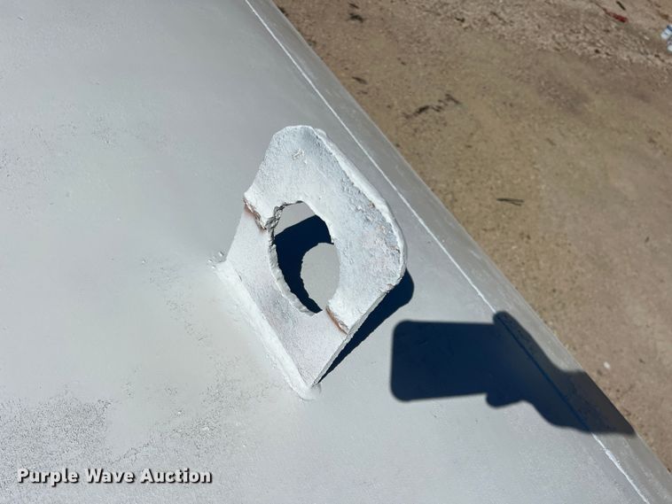 image for item DR5617 Fuel tank