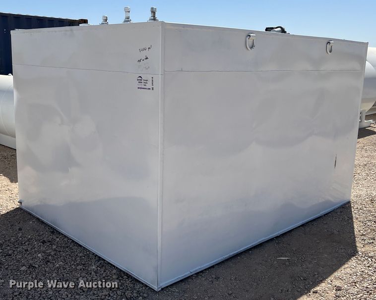 image for item DR5618 Fuel tank