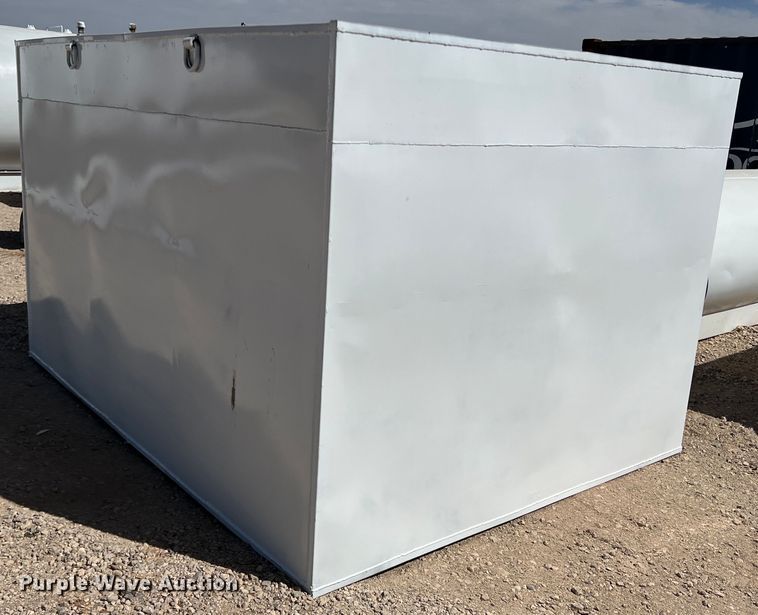 image for item DR5618 Fuel tank