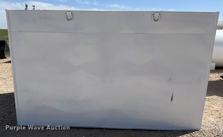 image for item DR5618 Fuel tank