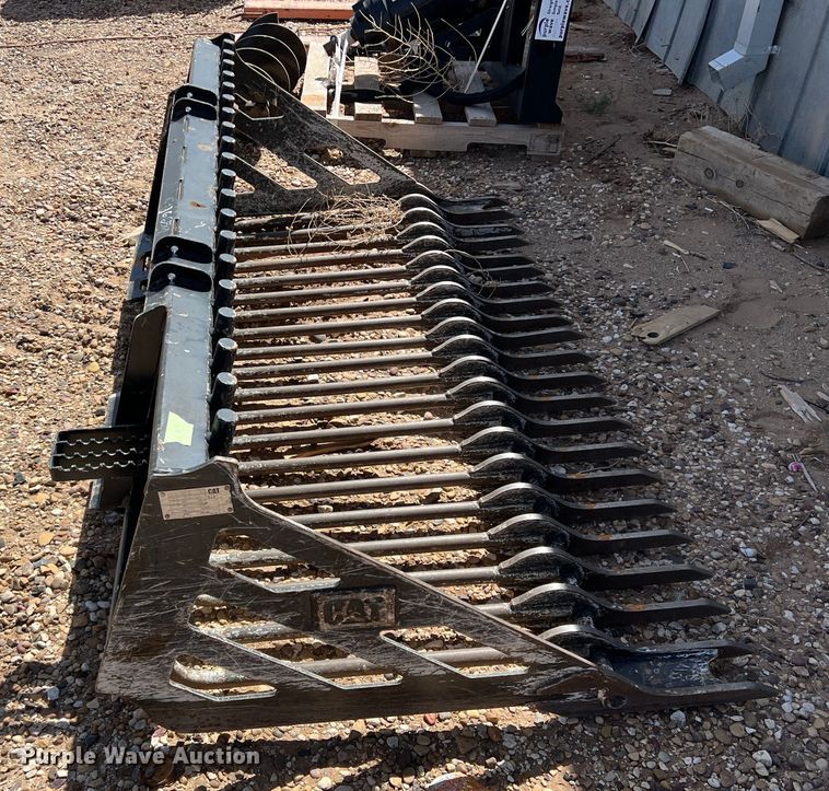 image for item DR5620 Caterpillar 649-6561  79"W skid steer rock bucket