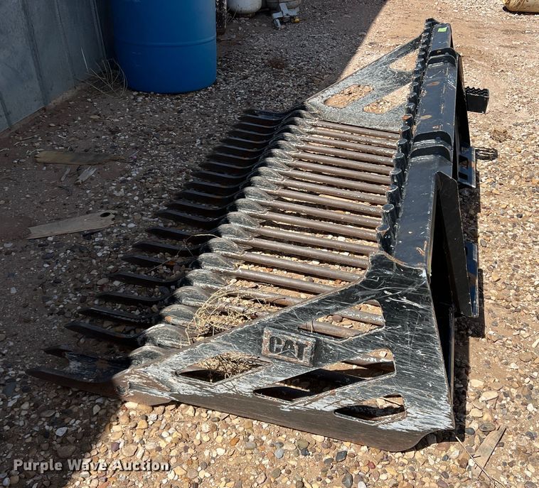 image for item DR5620 Caterpillar 649-6561  79"W skid steer rock bucket