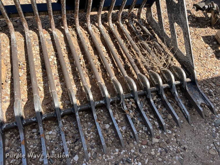 image for item DR5620 Caterpillar 649-6561  79"W skid steer rock bucket