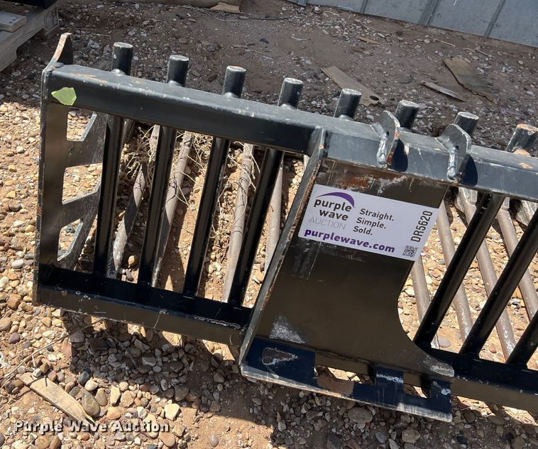 image for item DR5620 Caterpillar 649-6561  79"W skid steer rock bucket