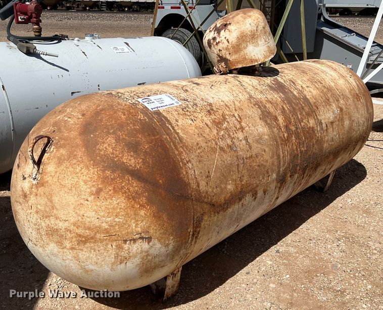 image for item DR5622 Propane tank