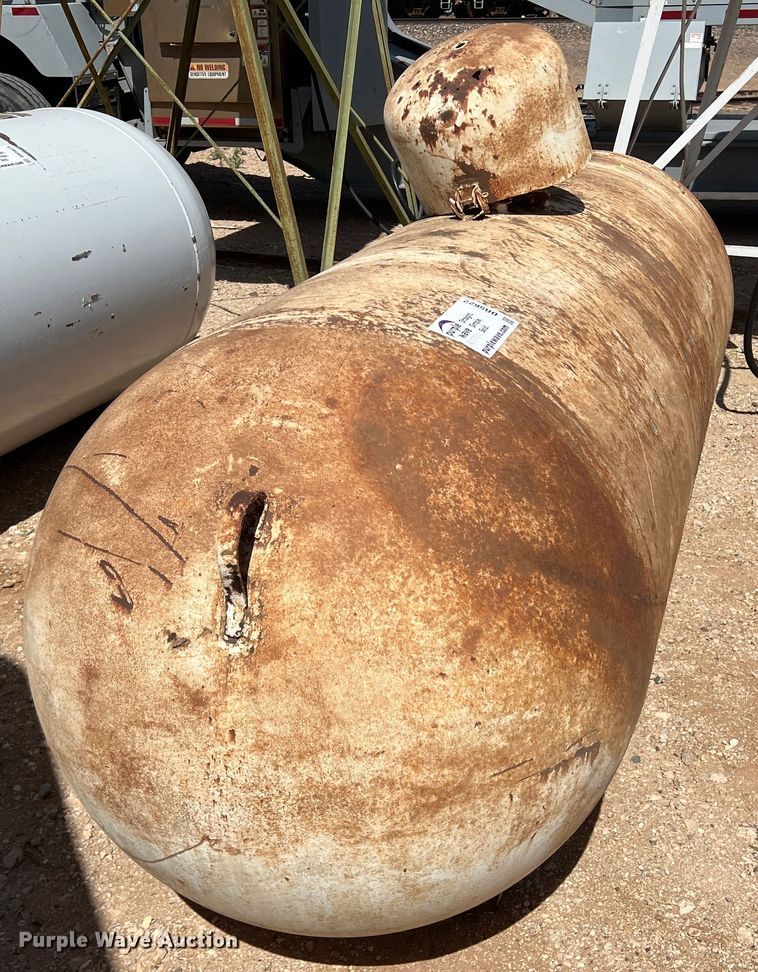 image for item DR5622 Propane tank