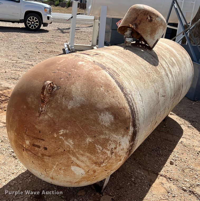 image for item DR5622 Propane tank