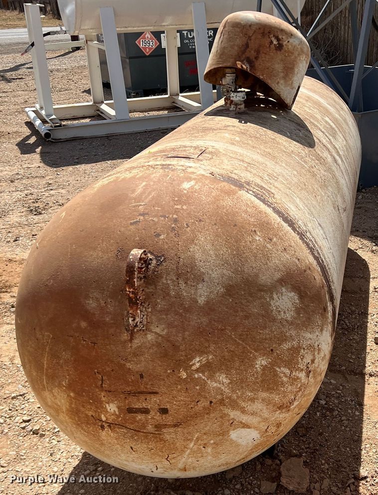 image for item DR5622 Propane tank