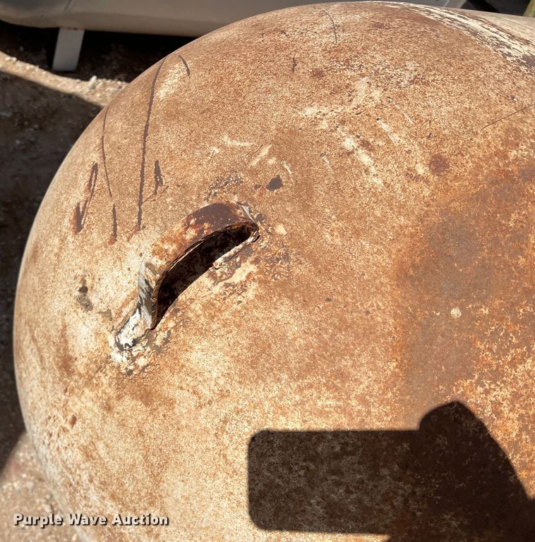 image for item DR5622 Propane tank