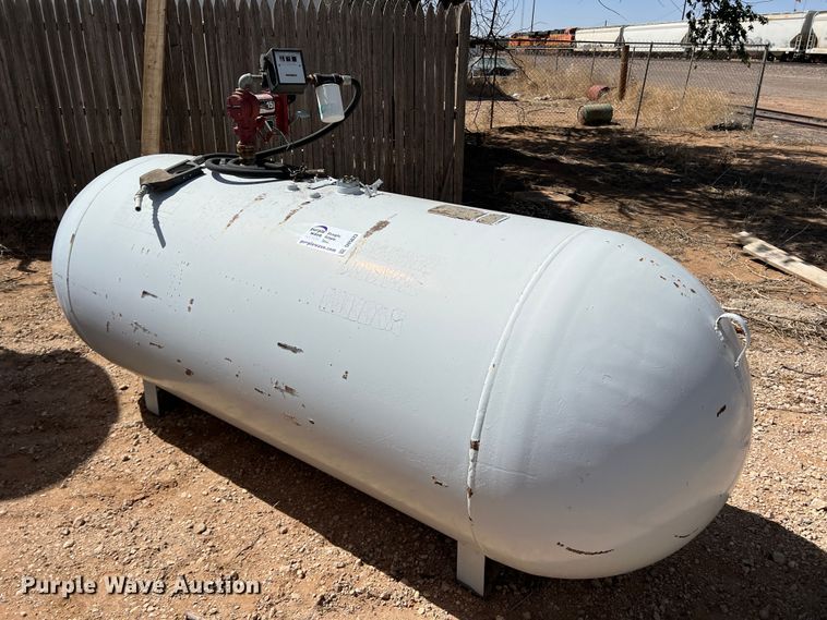 image for item DR5623 Lubbock  fuel tank