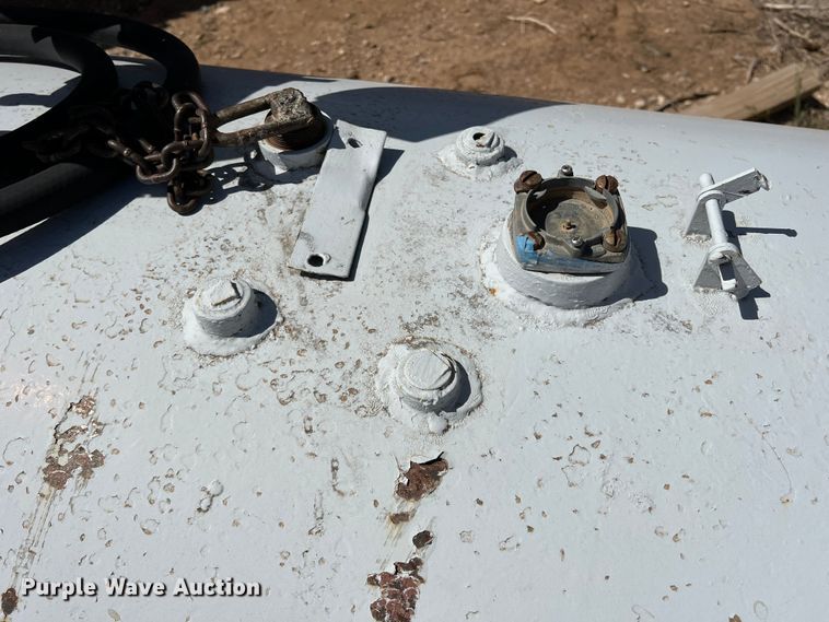 image for item DR5623 Lubbock  fuel tank