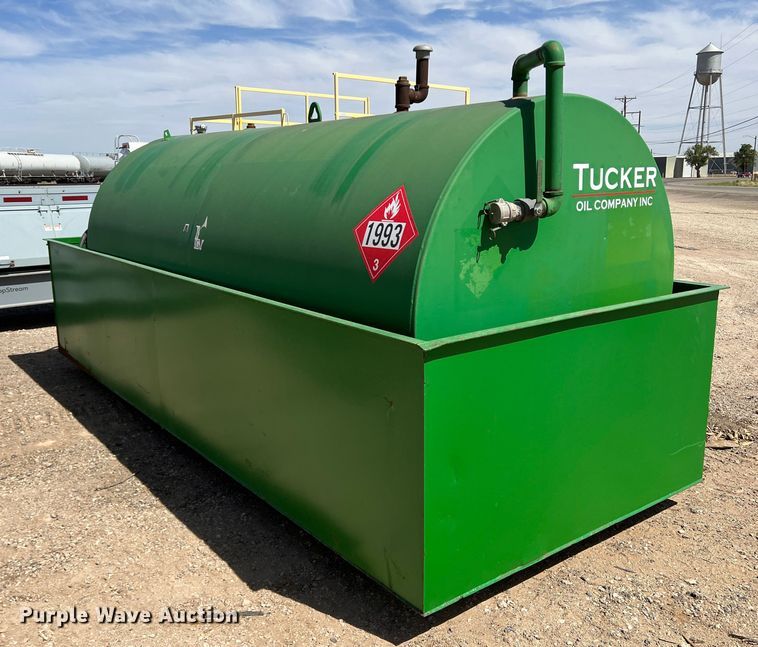 image for item DR5624 Fuel tank