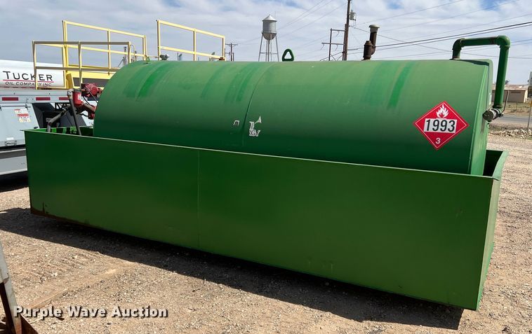 image for item DR5624 Fuel tank