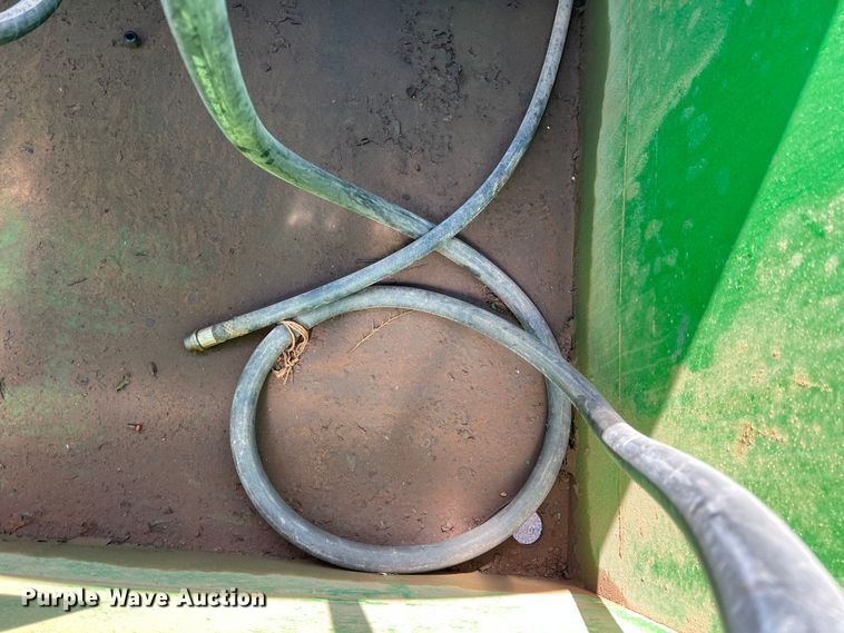 image for item DR5624 Fuel tank