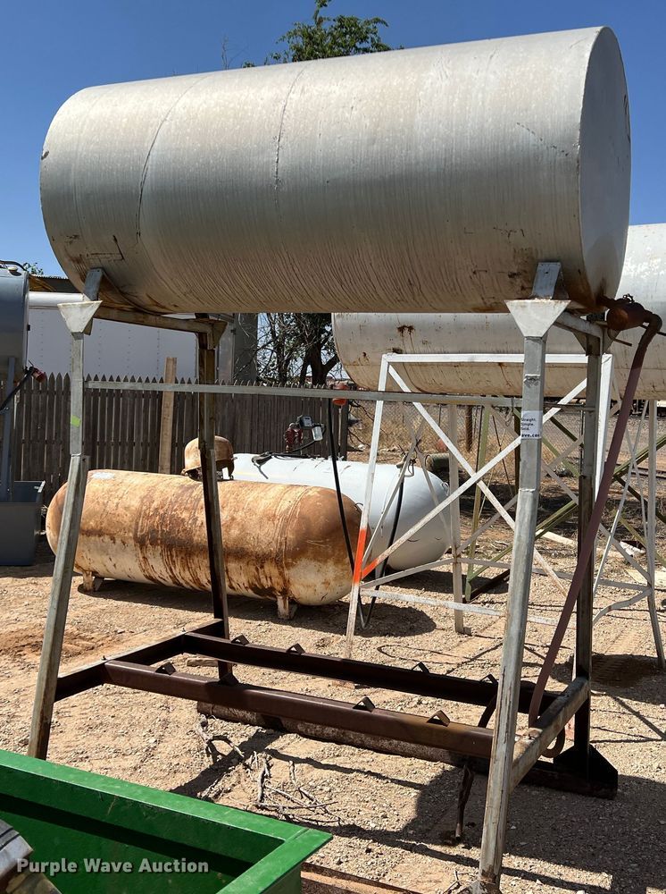 image for item DR5625 Fuel tank