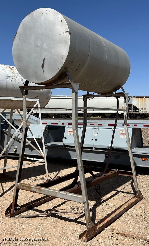 image for item DR5625 Fuel tank