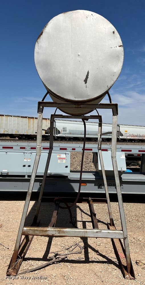 image for item DR5625 Fuel tank