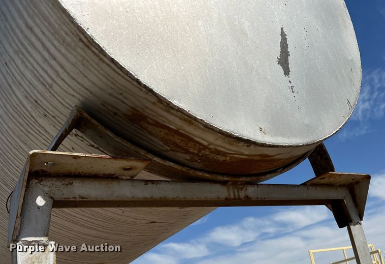 image for item DR5625 Fuel tank