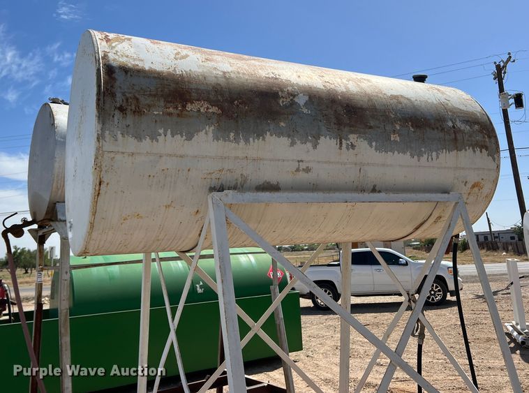 image for item DR5626 Fuel tank