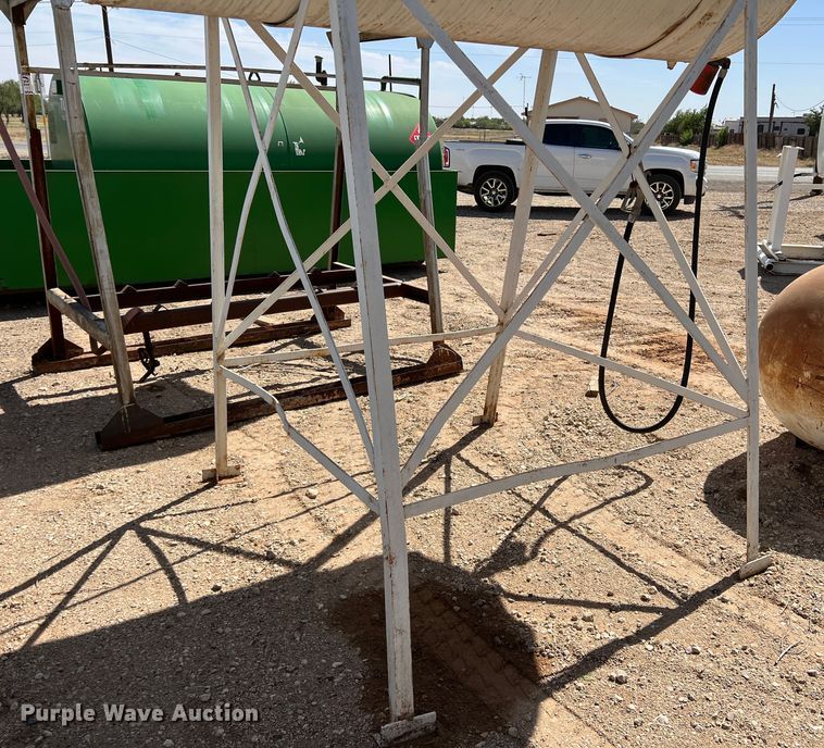 image for item DR5626 Fuel tank