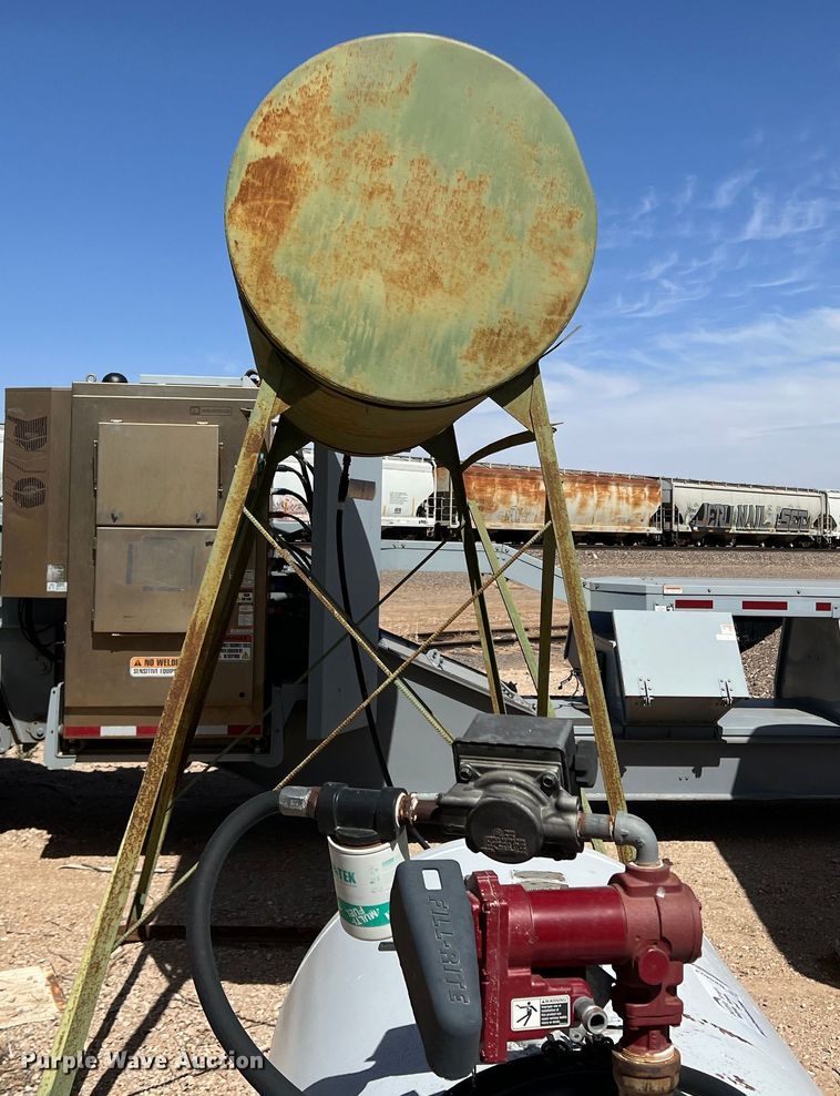 image for item DR5627 Fuel tank