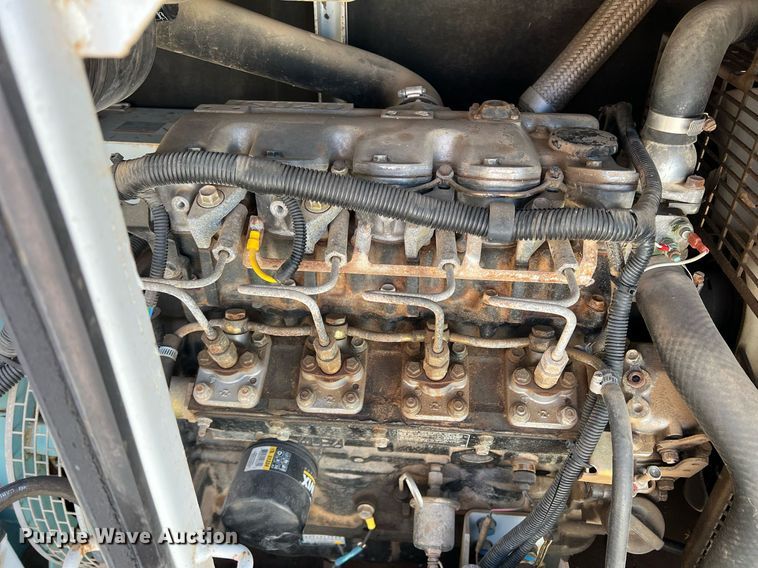 image for item DR5633 Whisperwatt DCA-25SSIU2  generator