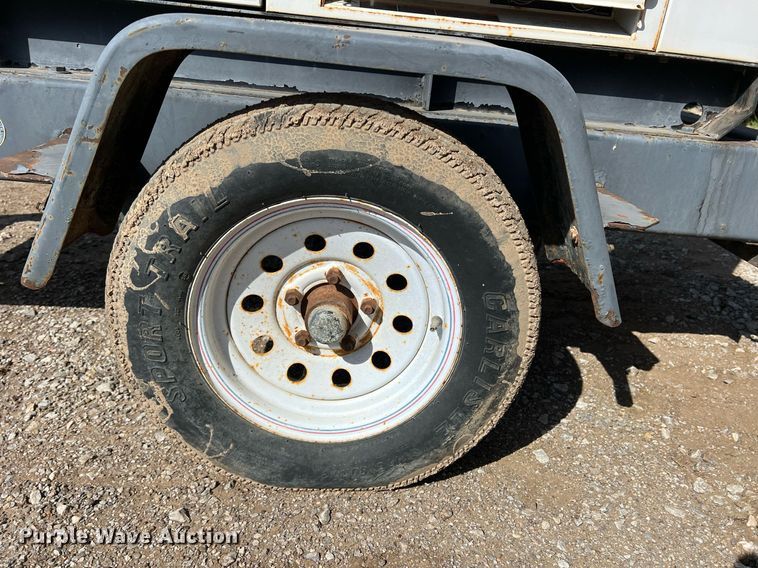 image for item DR5633 Whisperwatt DCA-25SSIU2  generator