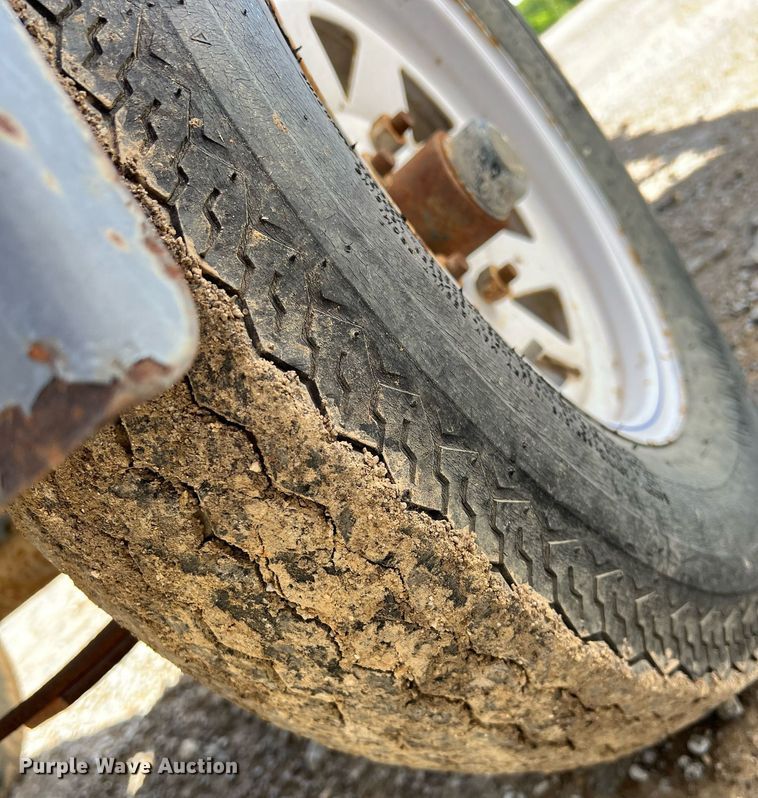 image for item DR5633 Whisperwatt DCA-25SSIU2  generator