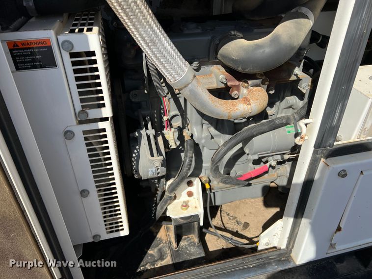 image for item DR5634 Whisperwatt DCA-25SSIU2  generator