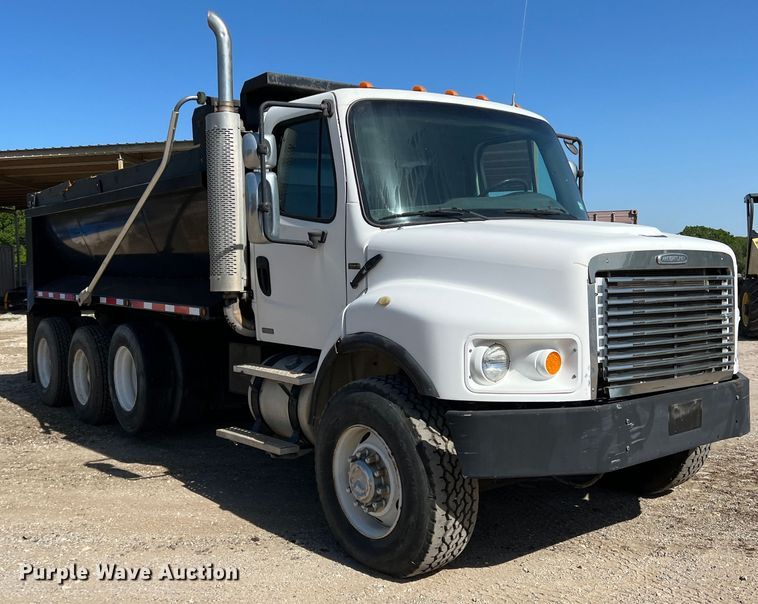 image for item DR5635 2007 Freightliner Business Class M2  dump truck
