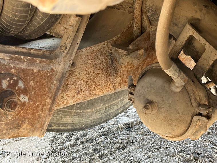 image for item DR5635 2007 Freightliner Business Class M2  dump truck