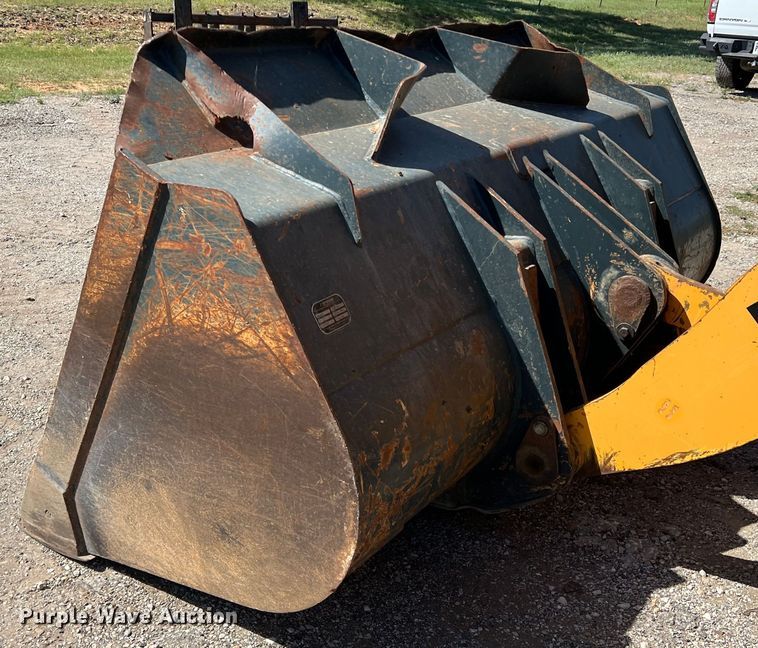 image for item DR5637 Hyundai HL740-9A  wheel loader