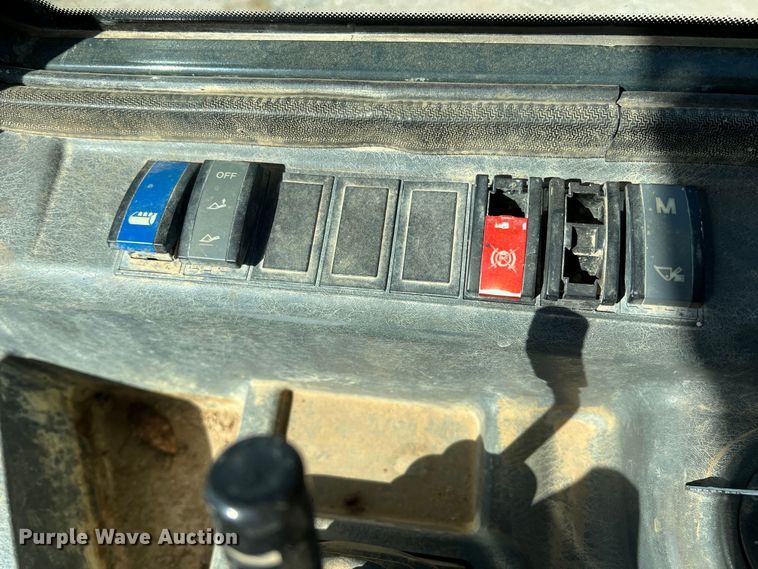 image for item DR5637 Hyundai HL740-9A  wheel loader