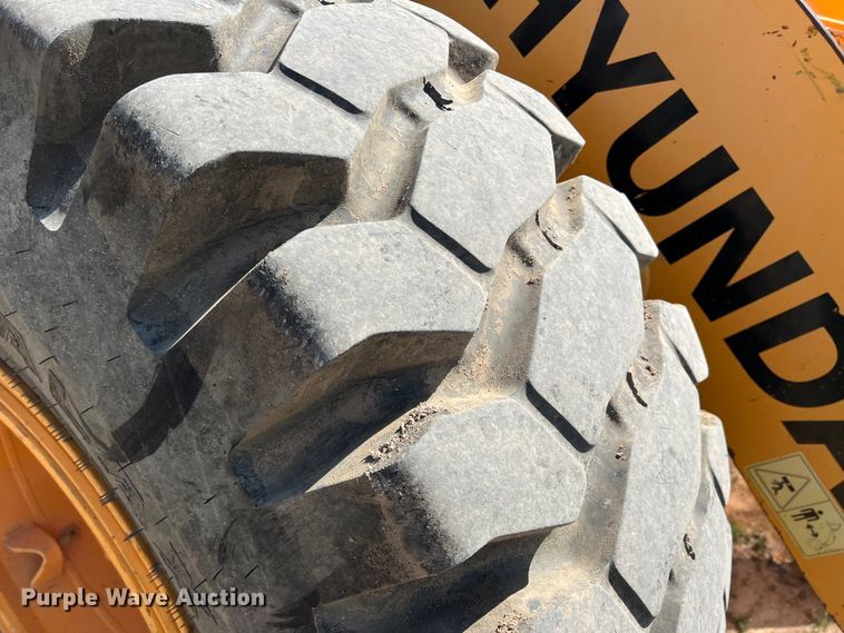 image for item DR5637 Hyundai HL740-9A  wheel loader
