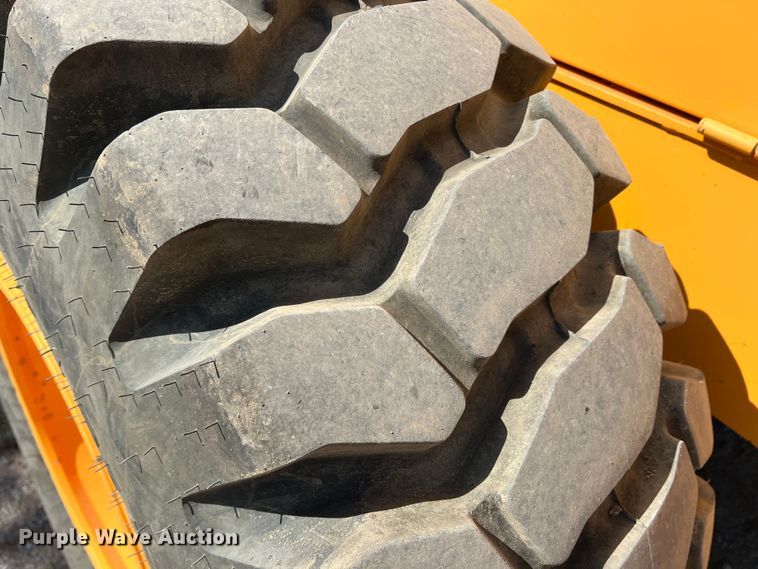 image for item DR5637 Hyundai HL740-9A  wheel loader