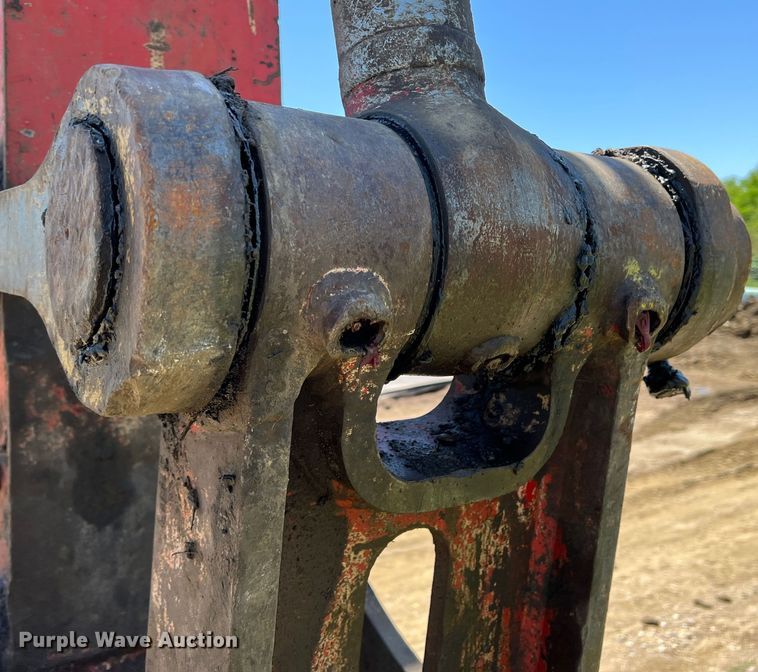 image for item DR5639 2008 Link Belt 330LX  excavator