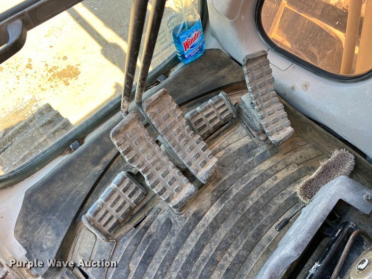 image for item DR5639 2008 Link Belt 330LX  excavator